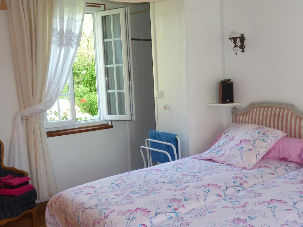 Chambre D'Hotes Au Fil De L'Eau Jumieges Exterior photo